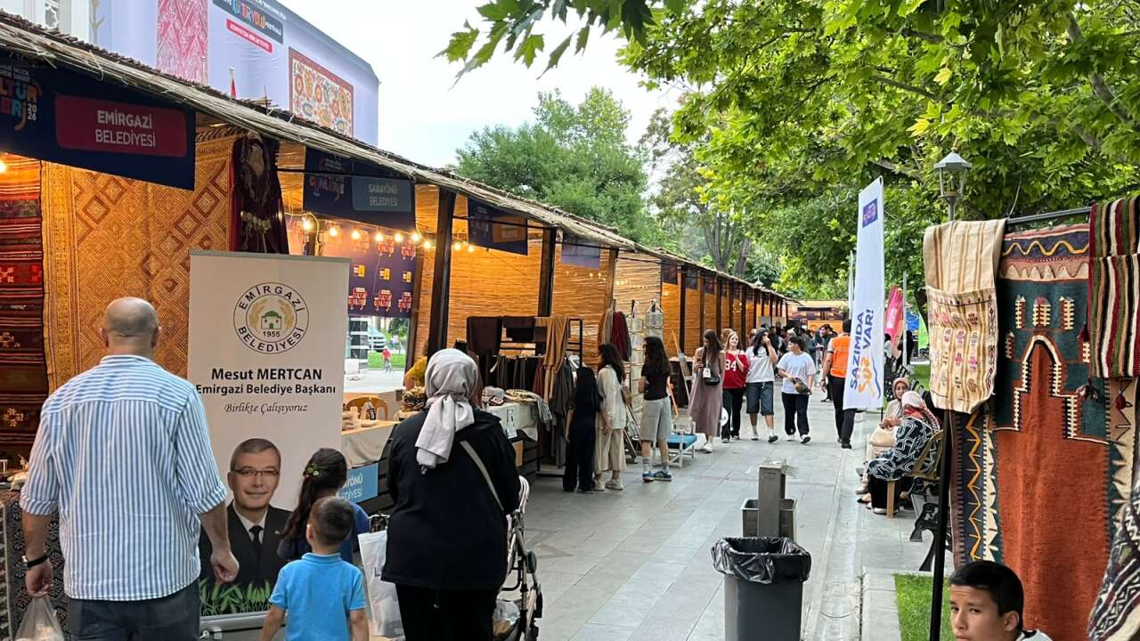 31 ilçe birden Konya’nın göbeğine taşındı 10